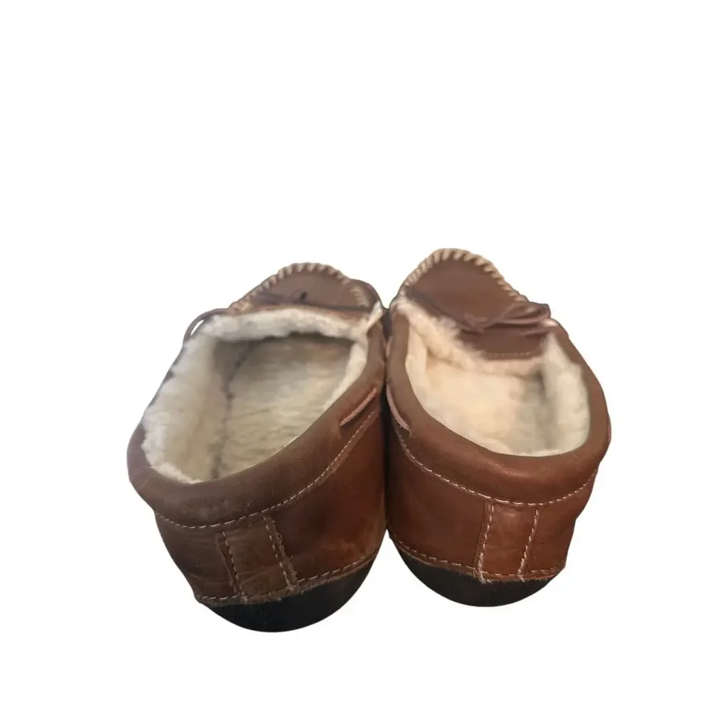 Orvis Wilmington leather and shearling moccasin slippers 8M x